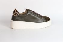 Baskets Femme STEP WAVE Suede Kaki