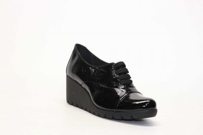 Derby vernis top noir femme